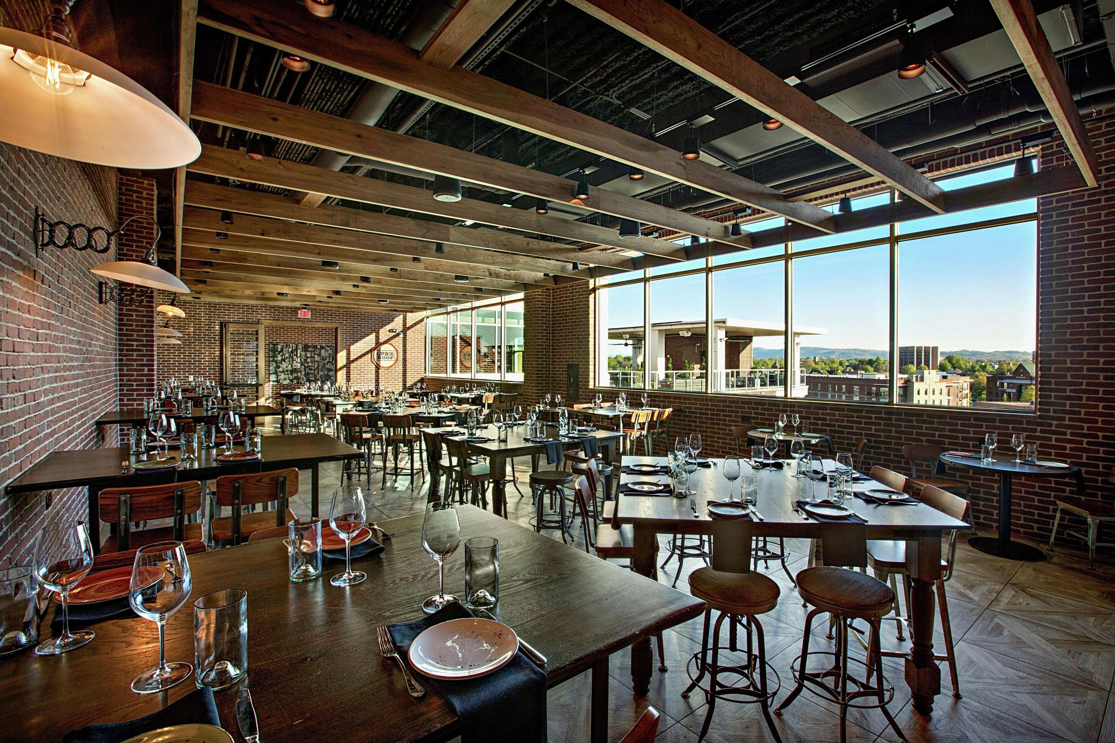 Embassy Suites By Hilton Greenville Downtown Riverplace Εξωτερικό φωτογραφία