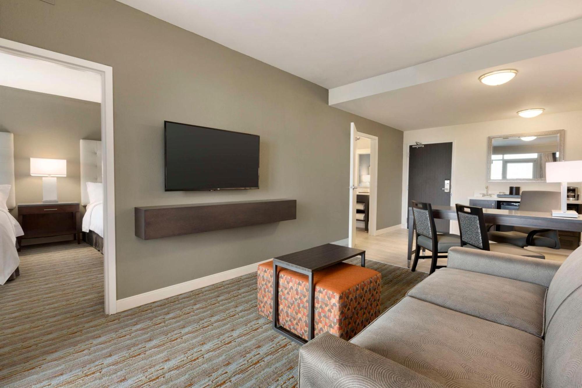 Embassy Suites By Hilton Greenville Downtown Riverplace Εξωτερικό φωτογραφία