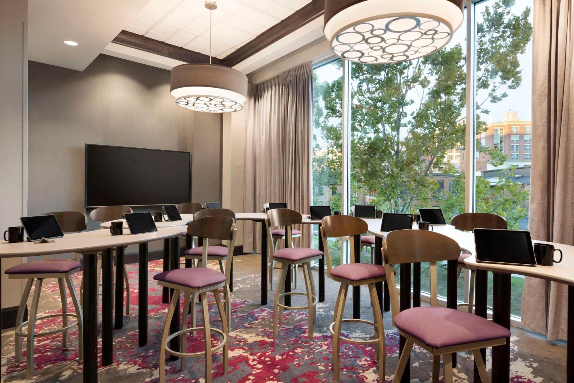 Embassy Suites By Hilton Greenville Downtown Riverplace Εξωτερικό φωτογραφία